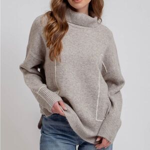 NWT Studio by the Workshop Contrast Line Mocha Turtleneck Sweater Womens S